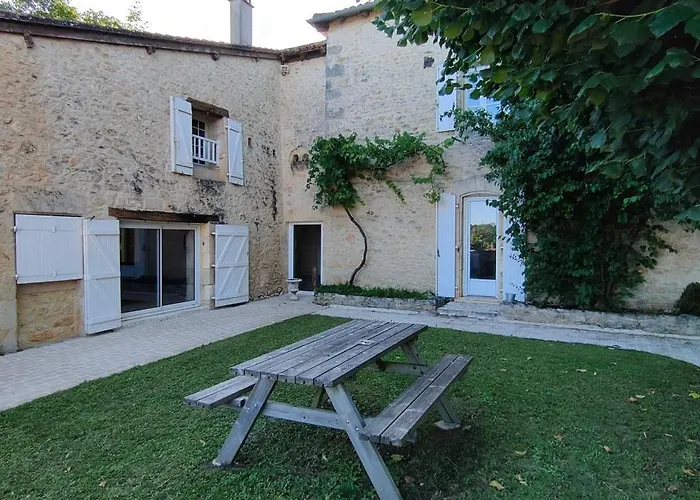 Σπίτι διακοπών Le Clos Lagrange 10 Personnes Varaignes