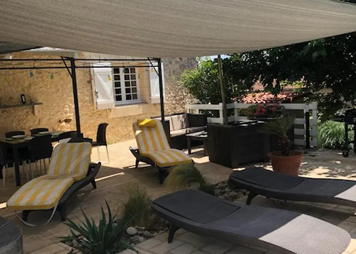 Σπίτι διακοπών Le Clos Lagrange 10 Personnes Varaignes